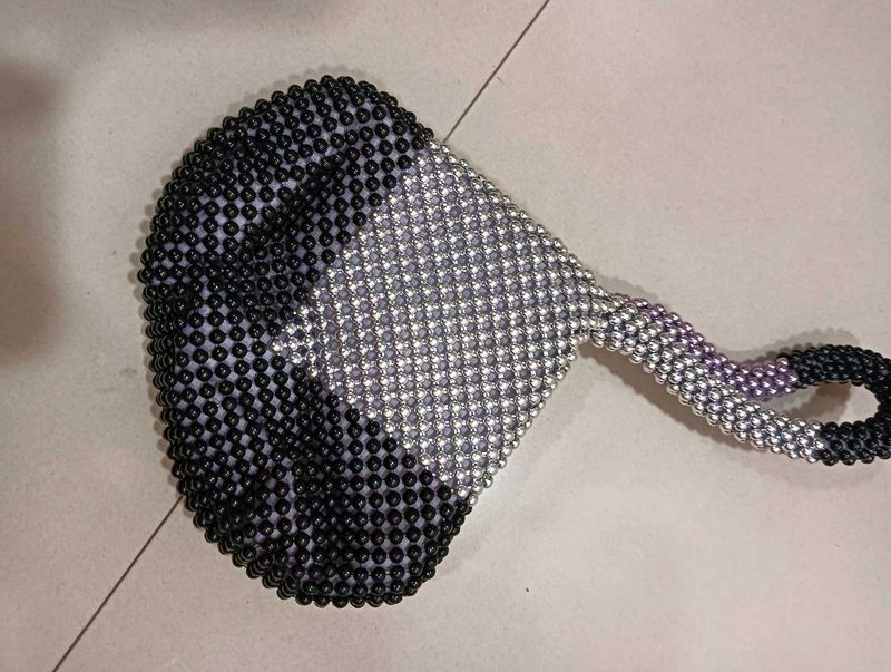 Batwa (Silver, black and purple)