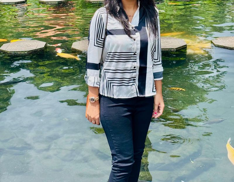 Chic Geometric Print Shirt