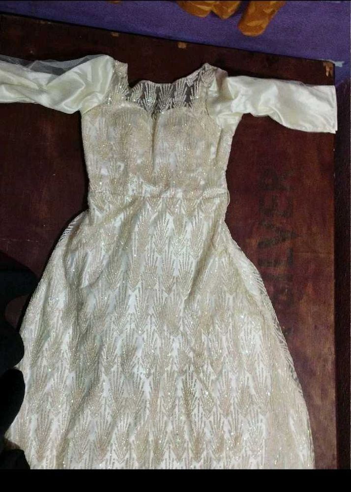 Beautiful Gown With Free Bangles And Moisturizer
