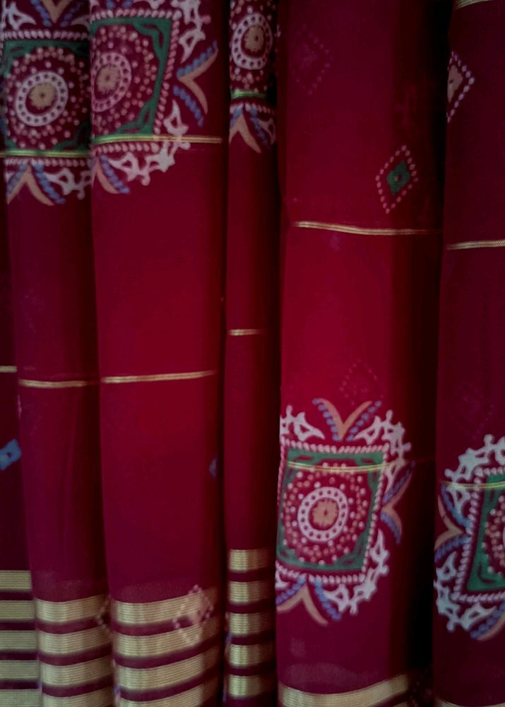 (12) Very Beautiful Saree With Blouse