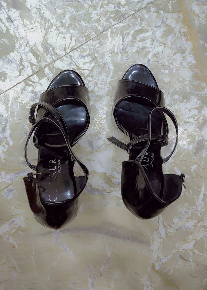 Kin's Stylish High Heels