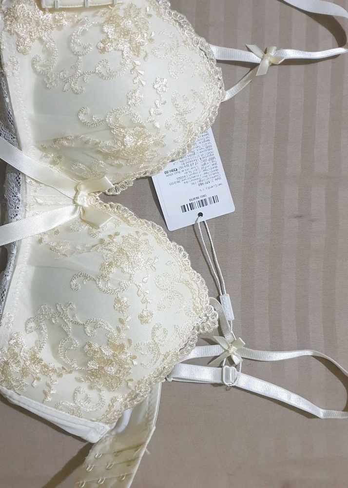 Elegant Lace Bra