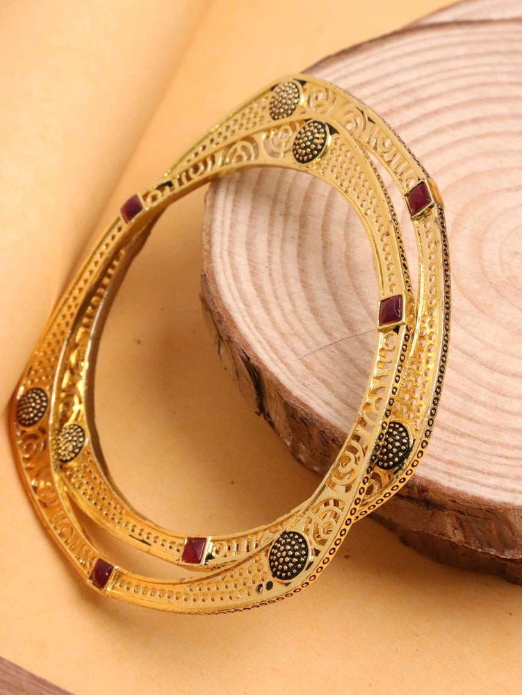 Ornate Gold-Tone Bangle (2 Set)