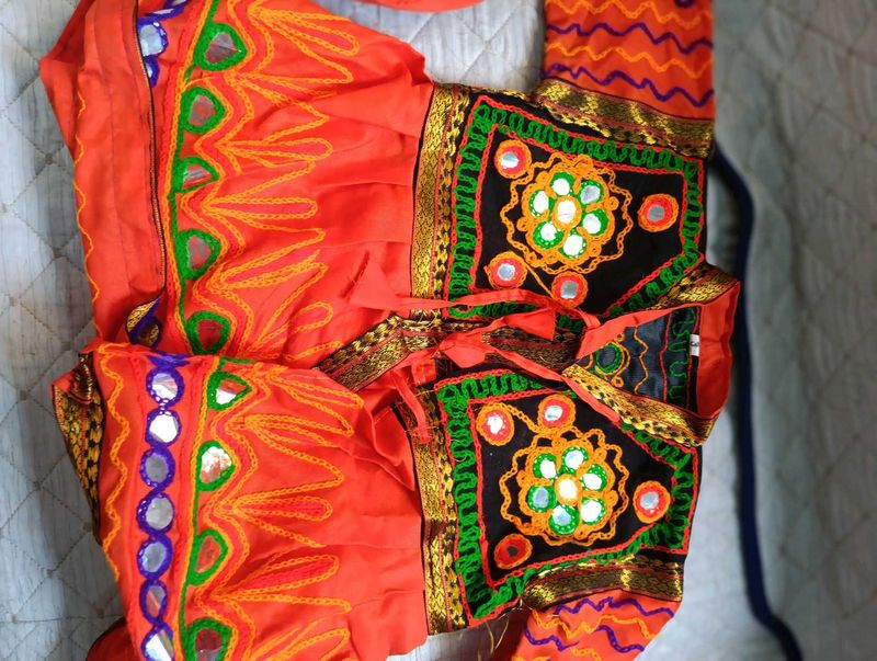Embroidered Mirrorwork Set For Navratri Kediyu