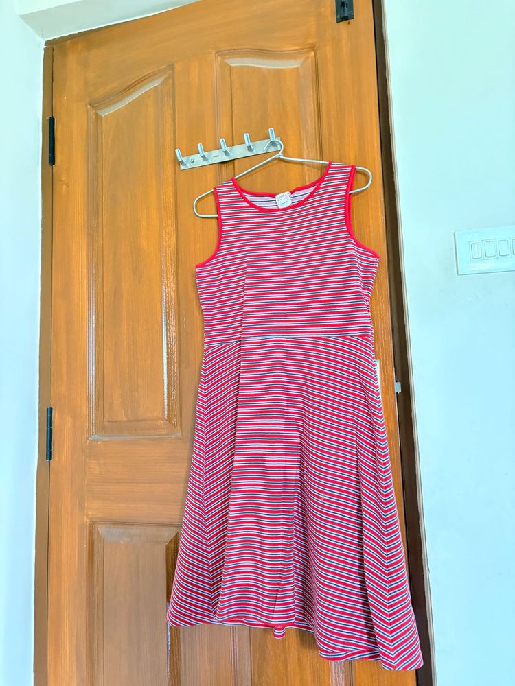 Striped Sleeveless Casual Dress