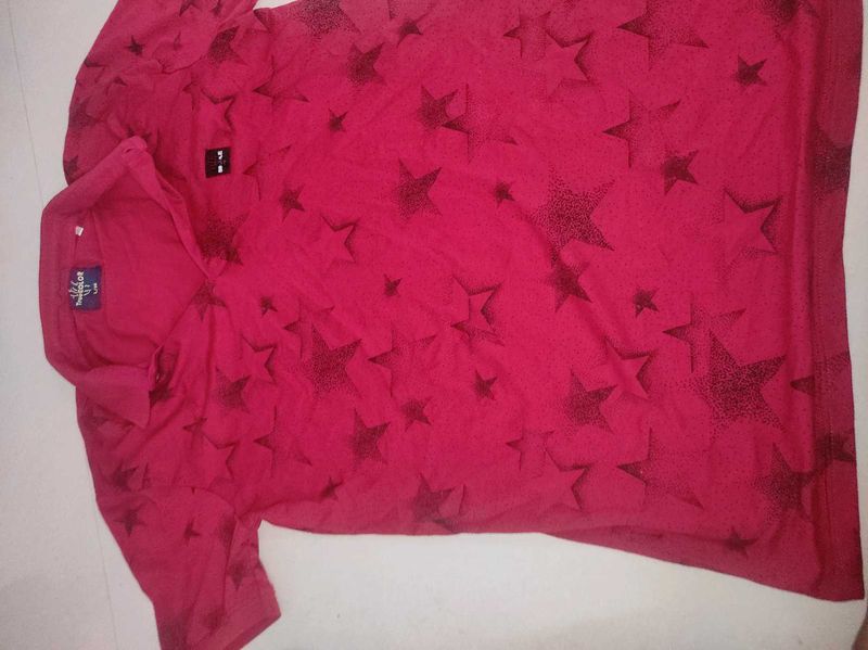 New Unused Large Size Red Tshirt