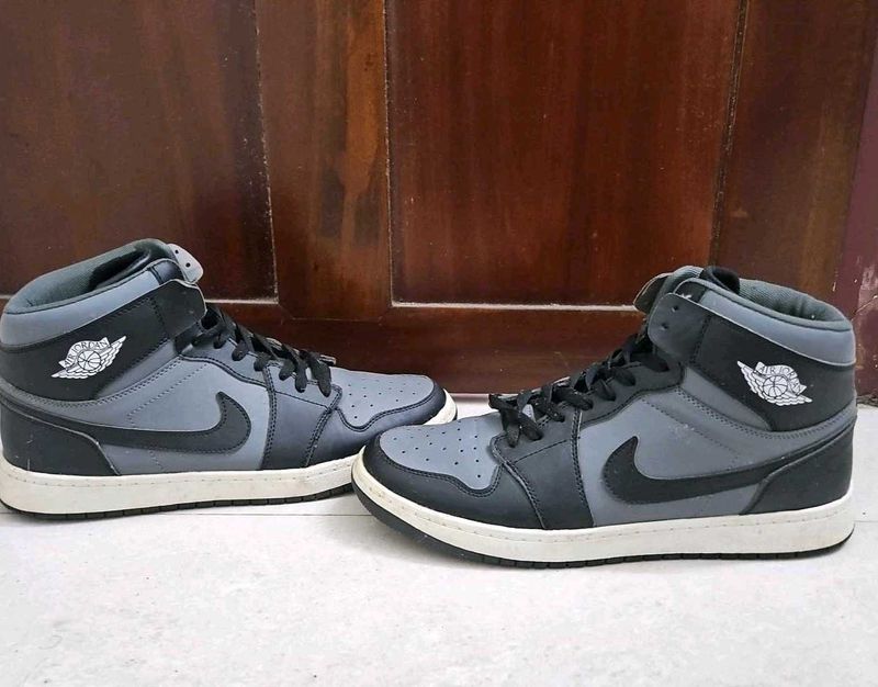 Nike Air Jordan High-Tops