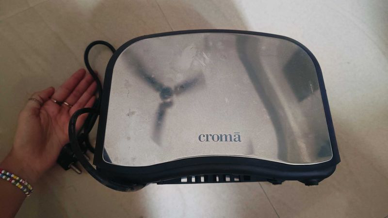 Croma Toaster