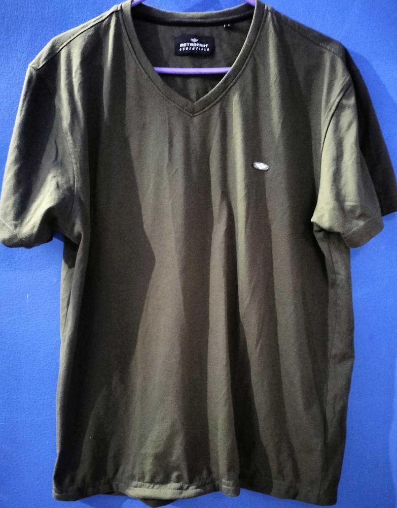 V Neck Tshirt Green