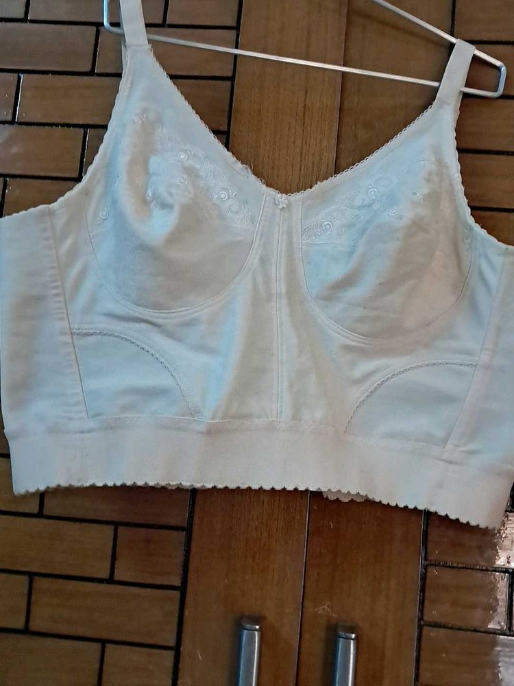 Pretty    Imported Fabric  Coreset  Branded