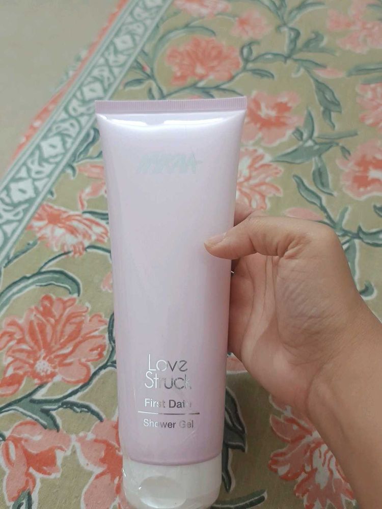 Nykka Lovestruck Shower Gel