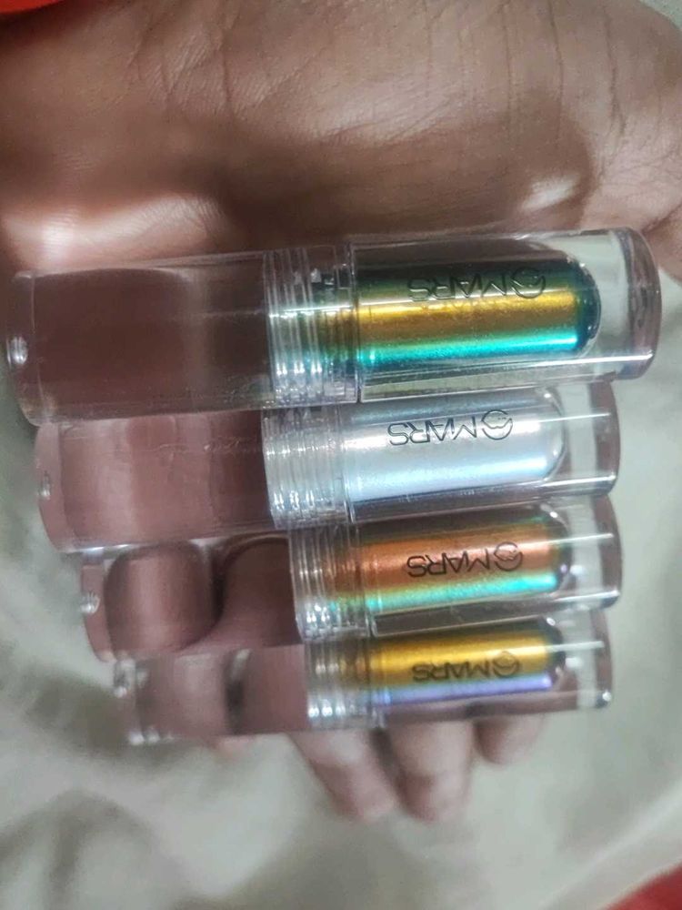 Mars Northern Liquid Eyeshadow