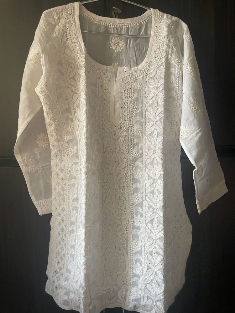 Never Used Lucknowi Kurti With Applique