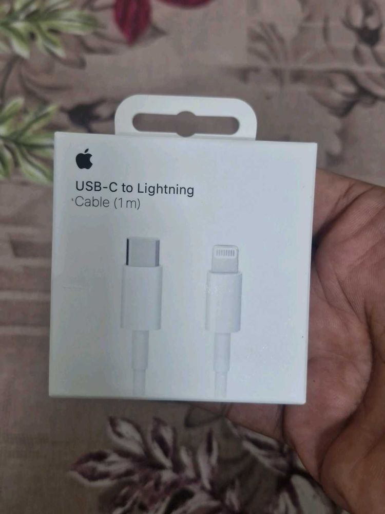 orignal sealed Apple USB-C to Lightning Cab