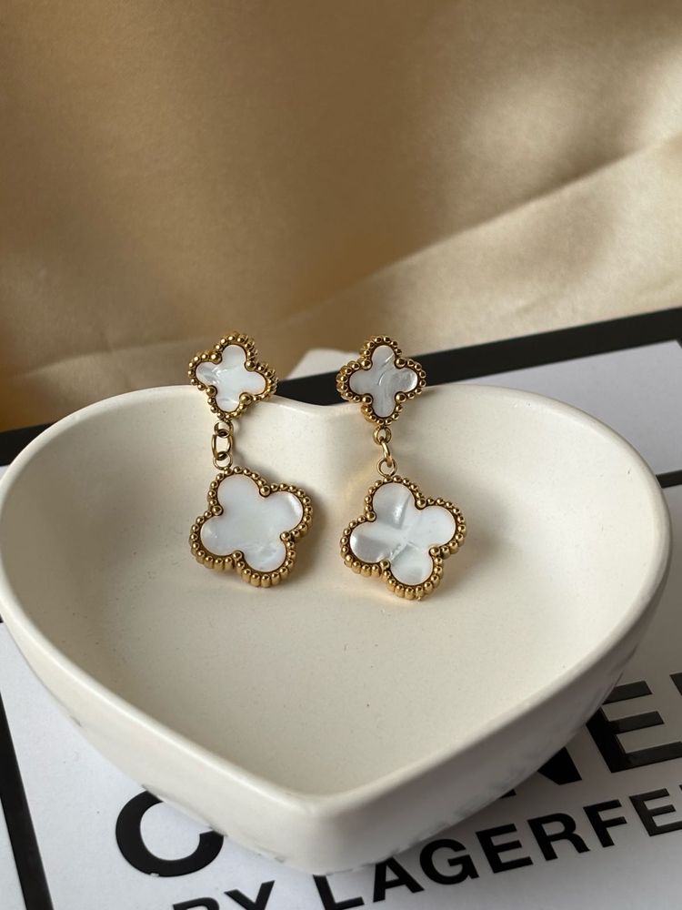 White Clover Earrings Van Cleef