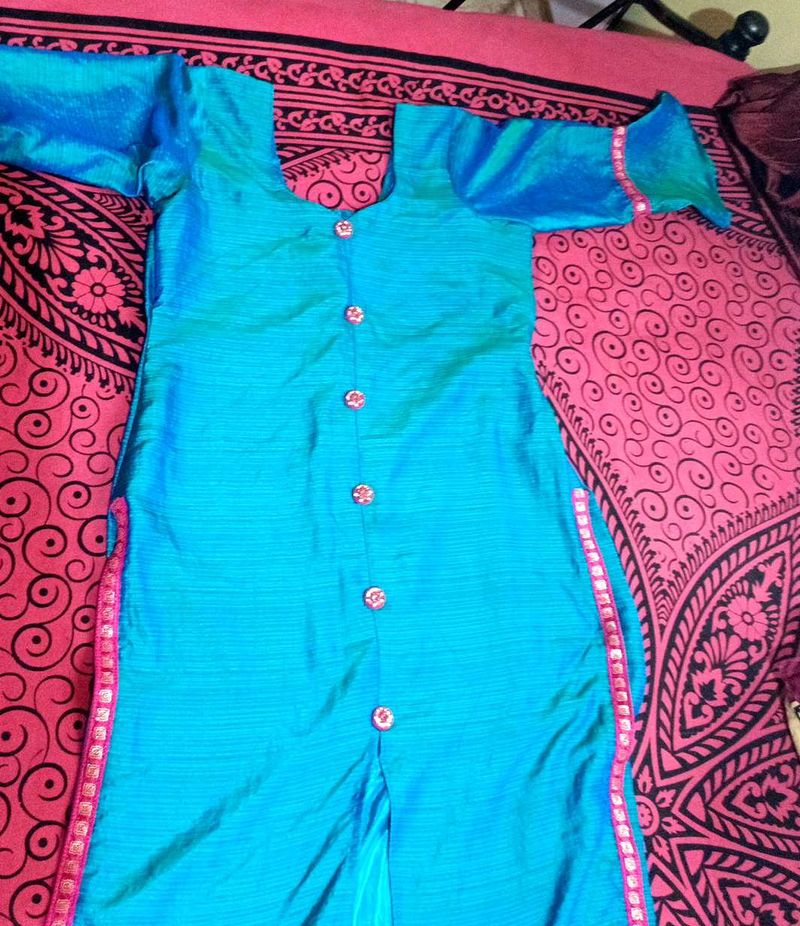 Kurti Set
