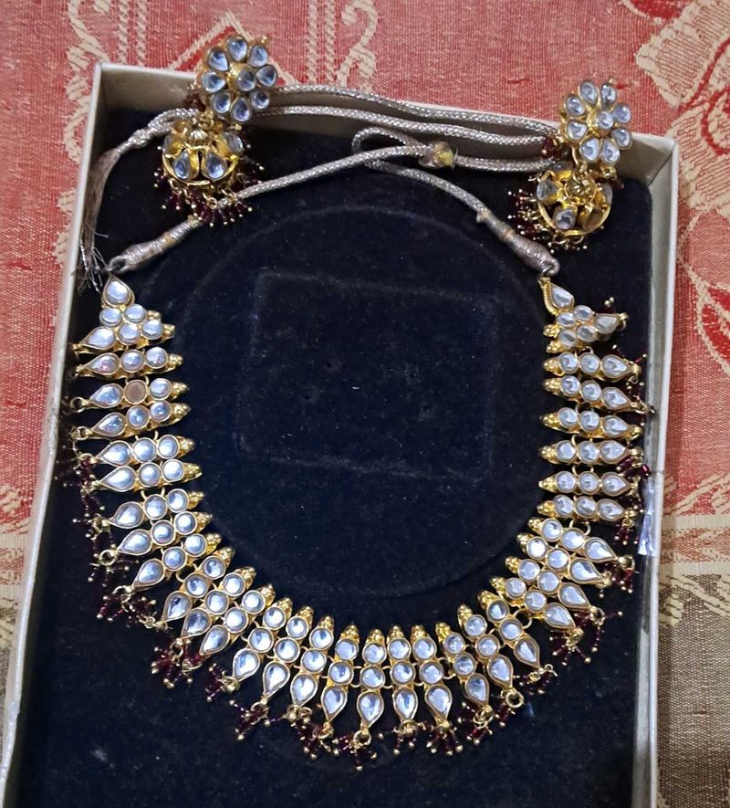 Beautiful Kundan Set