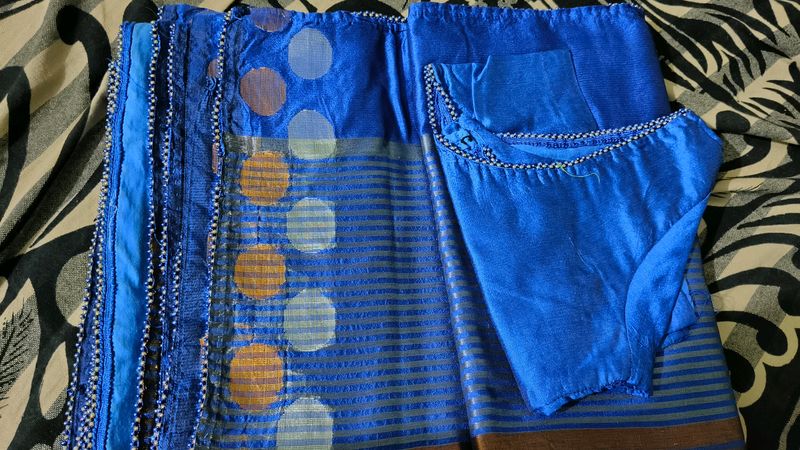 Saree With Blouse