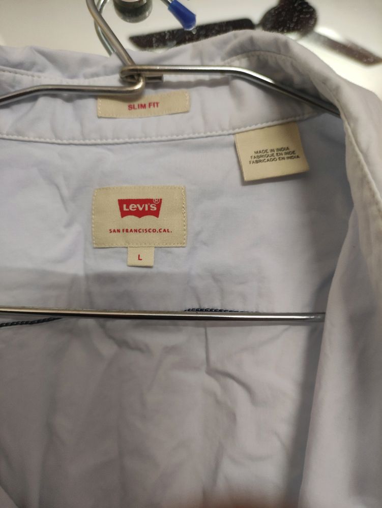 Levis Shirt