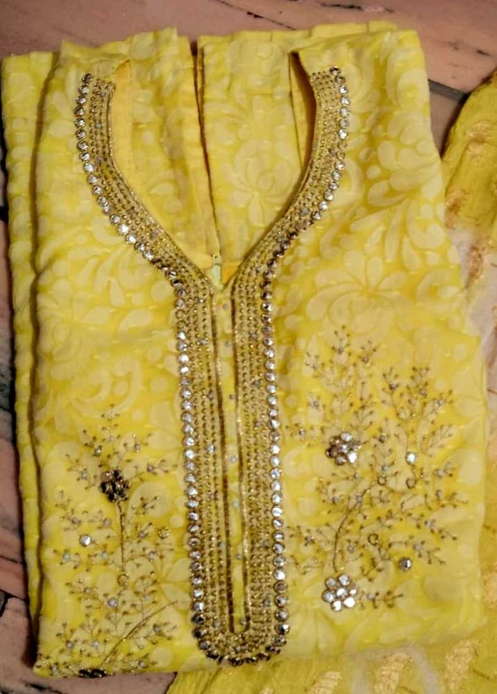 Yellow Kurta For Girls And Women Size Issues