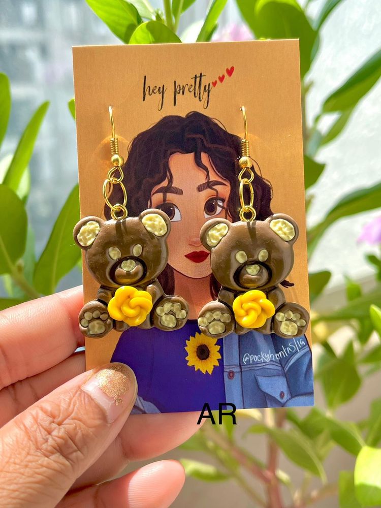 Teddy With Yellow Rose Earring