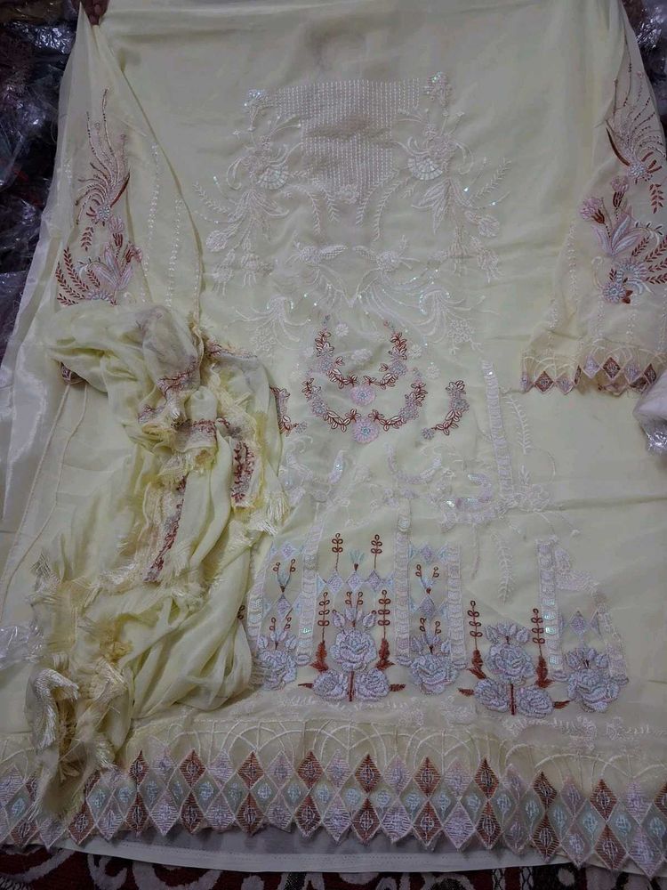 Elegant Pakistani Dress Material