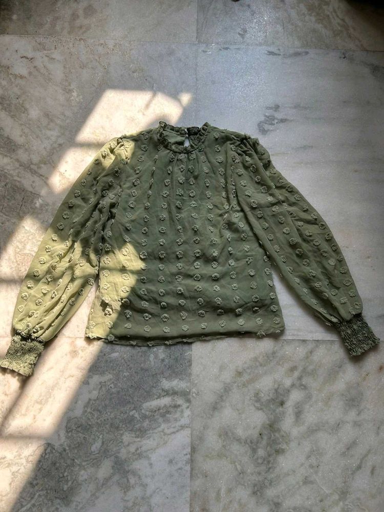 Green Long Sleeve Top
