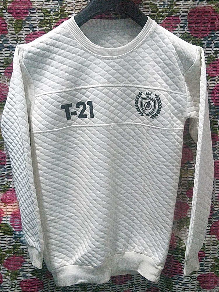 White Quilted Sweatshirt