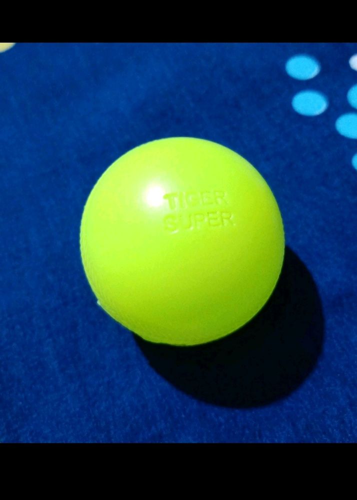 pack of 70 ball small ball 68,2 big ball  plastic cricket ball some used ball