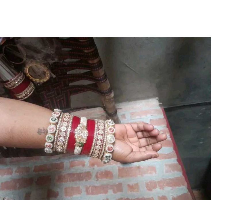 Red &amp; Gold Bridal Chura