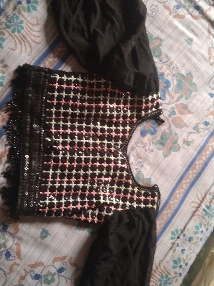 Black elegant ethnic top