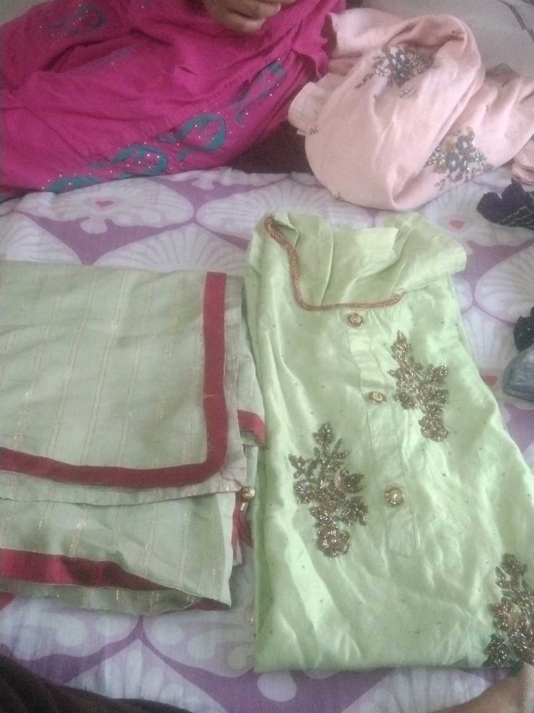 Dress With Dupta