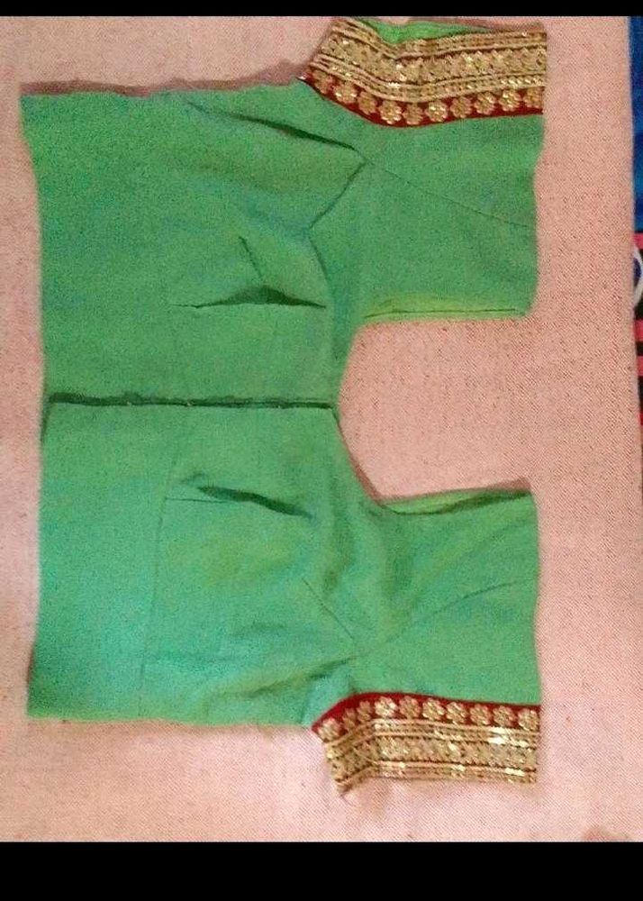 Light Green Blause