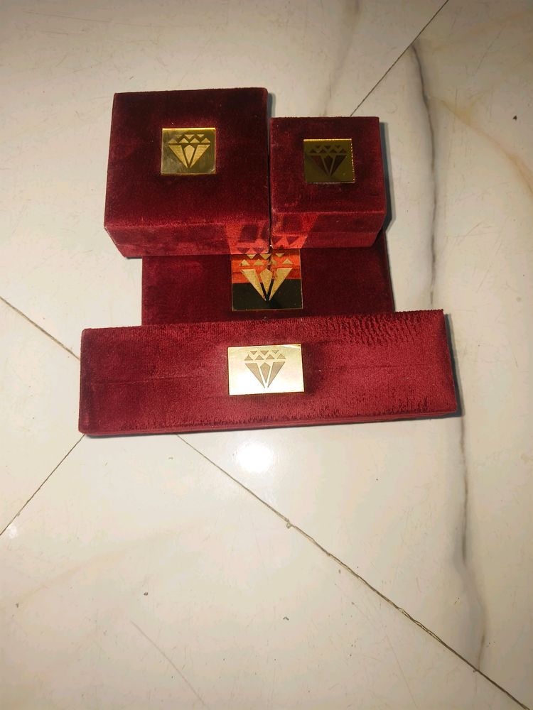 Jewellery Box,Necklace,Ring,Bangle And Chain Box