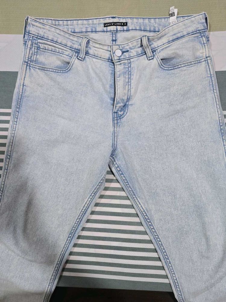 Light Wash Denim Jeans