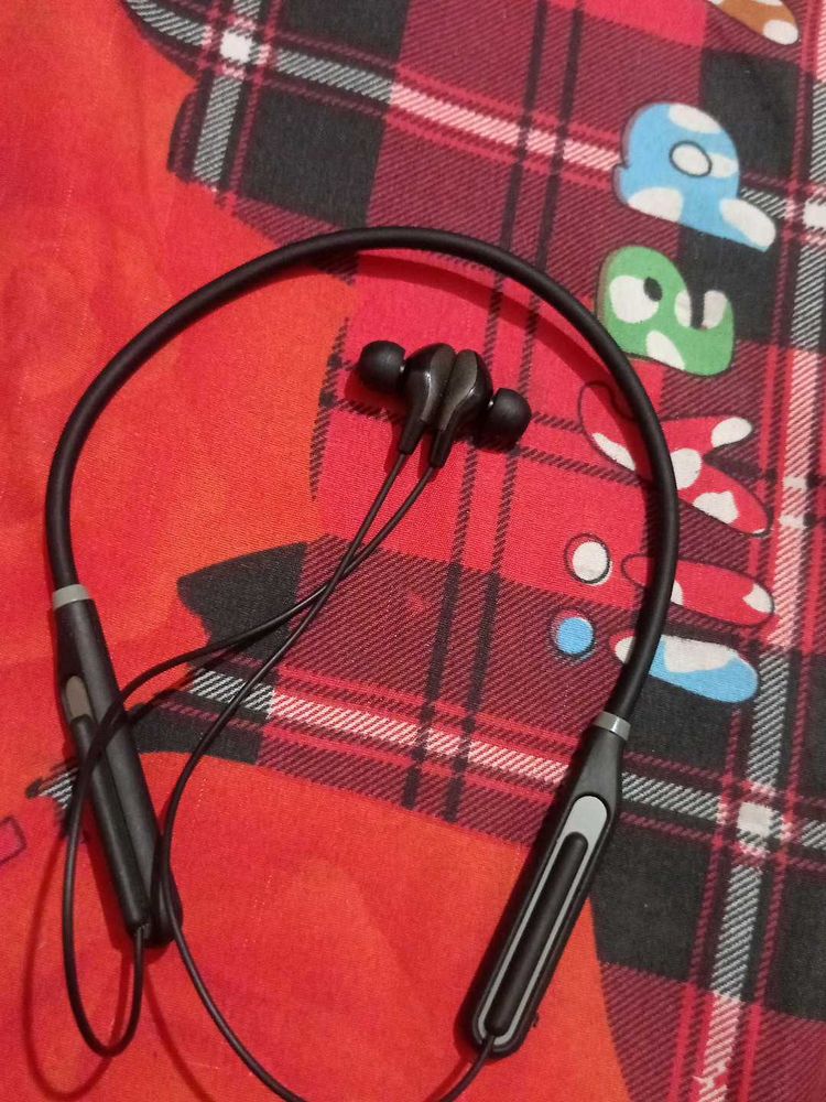 Flexible Neckband
