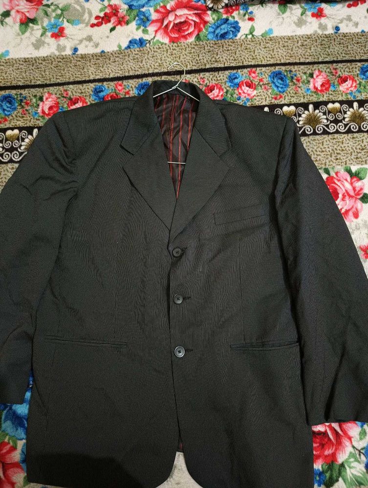 Black Color Coat Good For Working Professionals