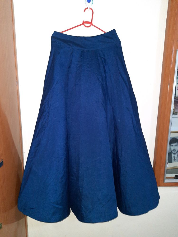 Navy Blue skirt 💙