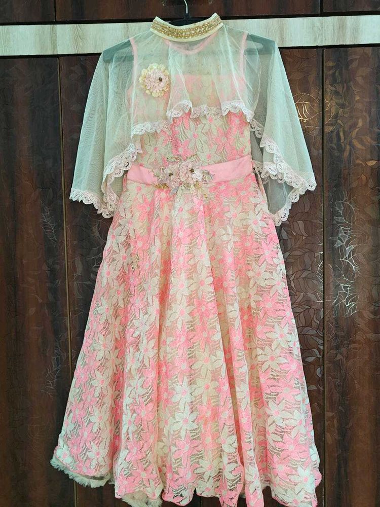 Girl&#39;s Party Dress