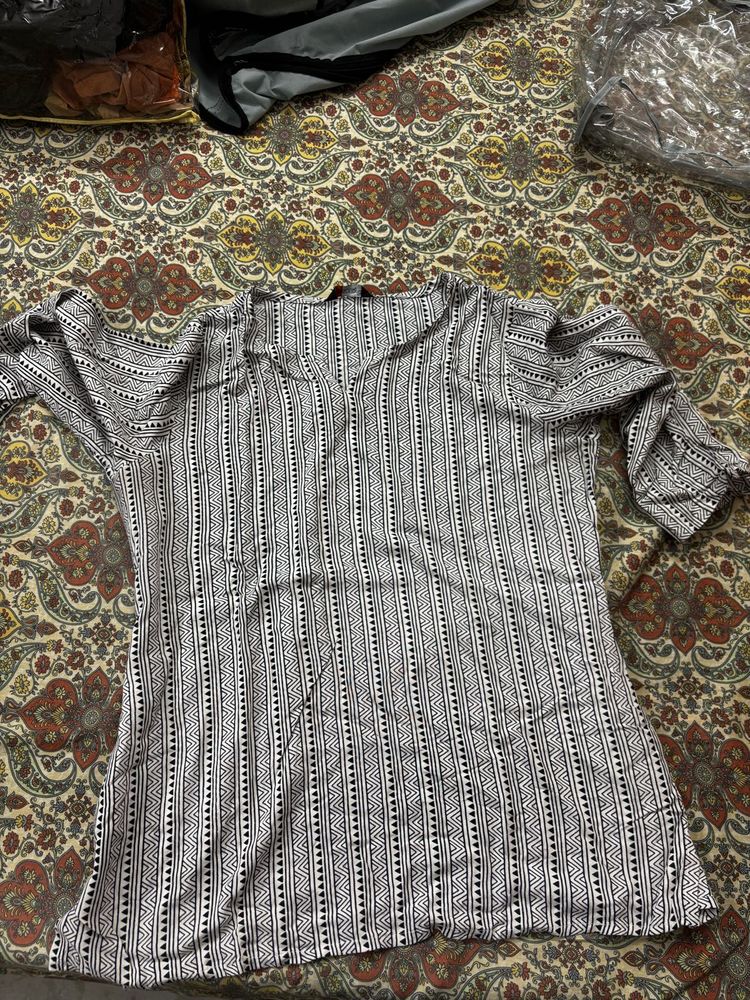 Striped V-Neck Short Kurti | XXL