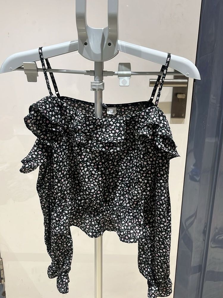 Floral Ruffle Off-Shoulder Top