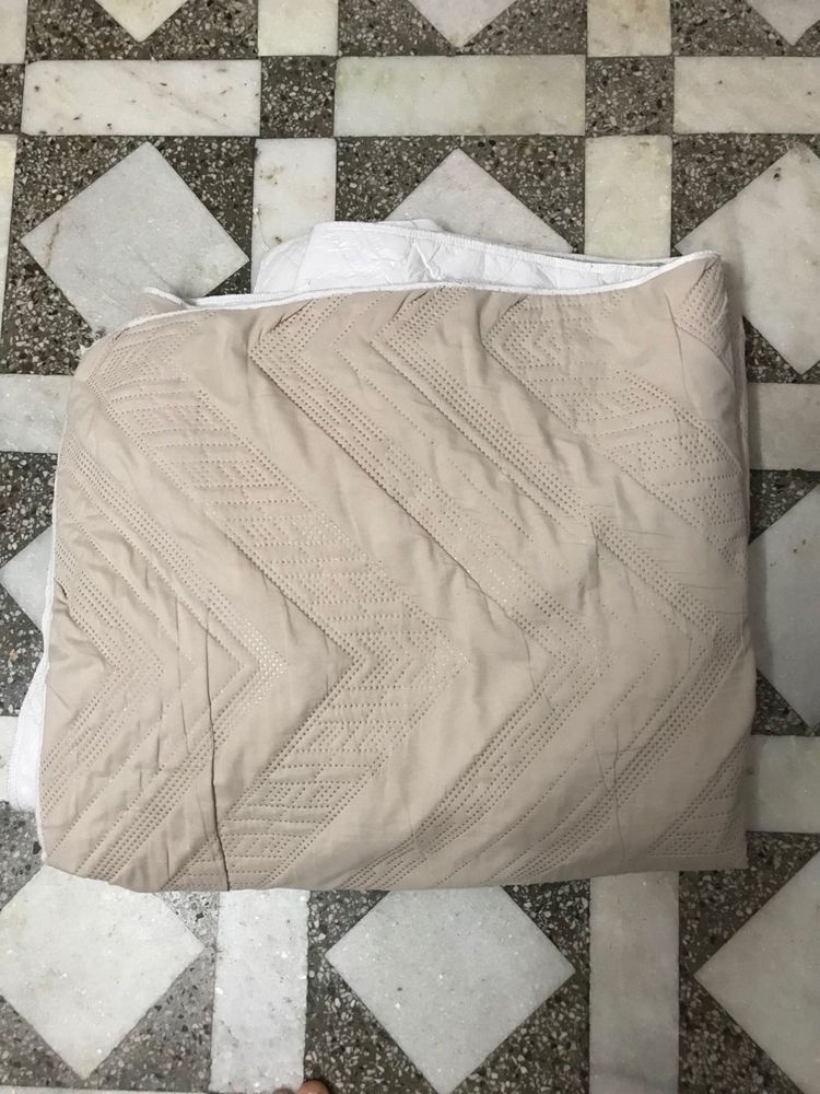 Extra soft thick waterproof bed wrapper for kids
