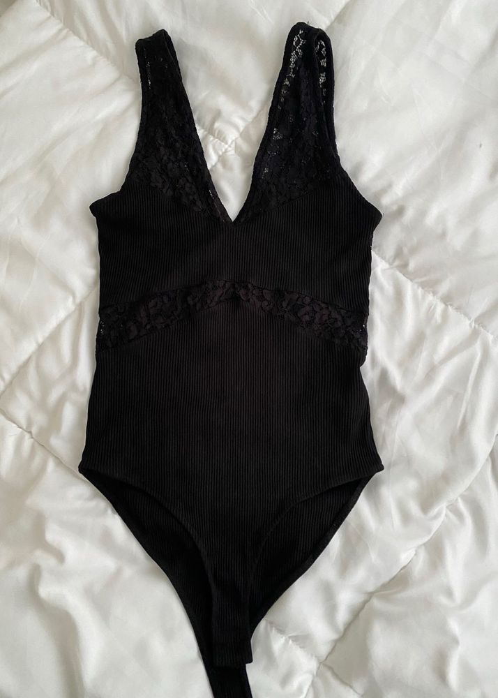 stradivarius sexy lacy bodysuit