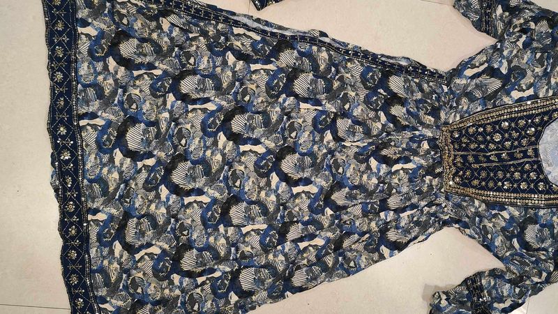 Naira Cut Suit