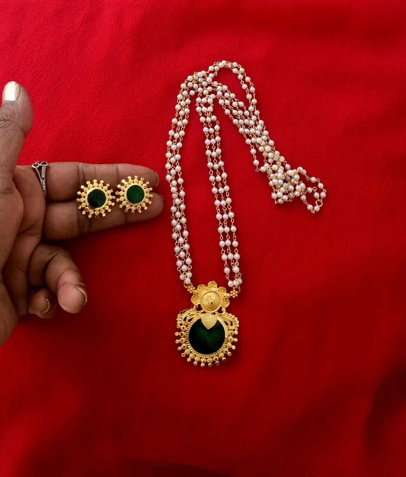 Emerald &amp; Pearl Necklace Set