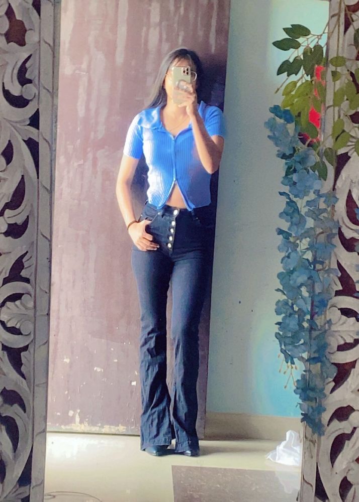 Ribbed Button-Up Crop Top in Sky Blue
