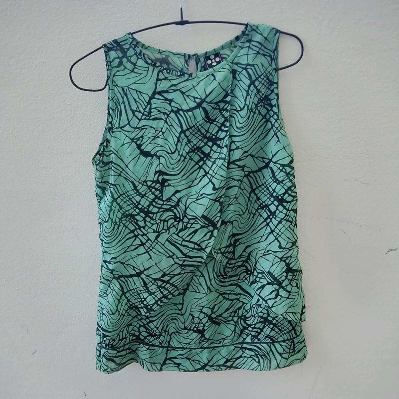 Black And Green Printed Top