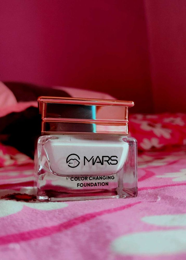Mars Color Changing Foundation