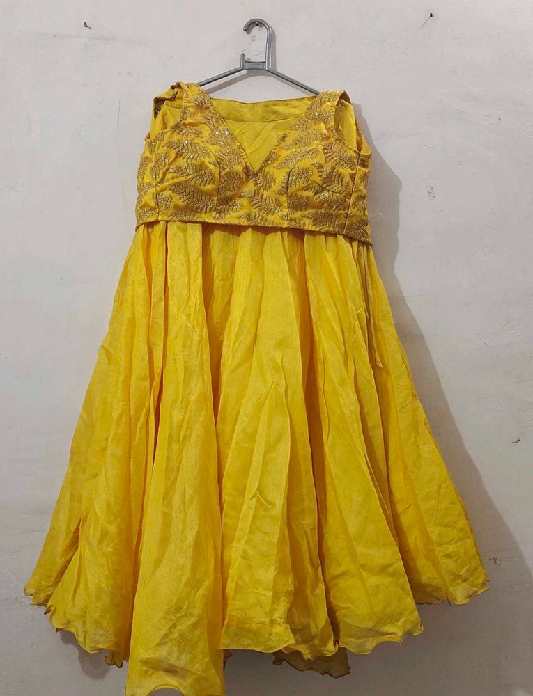 yellow pretty lehenga