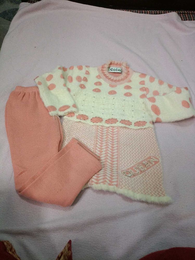 Woolen Baby Girl Clothing Set